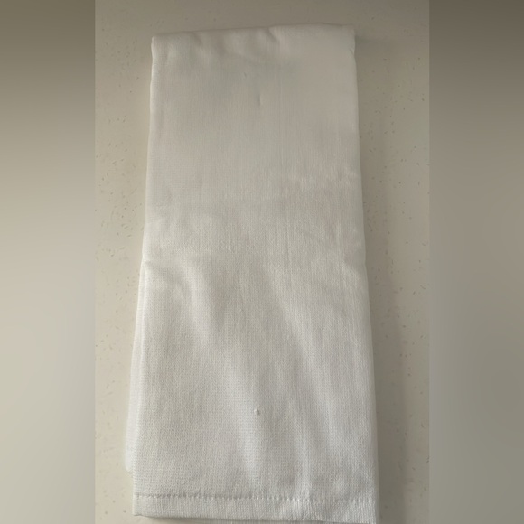 Rae Dunn x Peanuts Towel - Picture 6 of 7